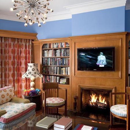 33 Melville Road Сандтон Екстер'єр фото